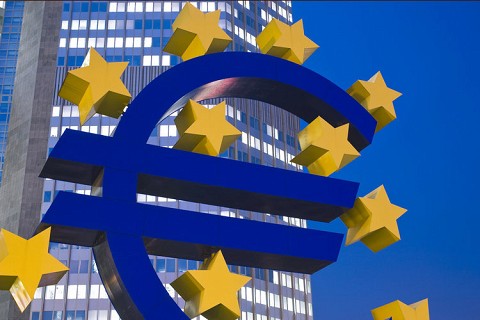 ЕЦБ снизил прогноз роста ВВП еврозоны в 2012 г