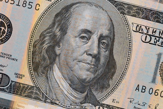 Скупка валюты: Кабмин выпускает валютные казначейские обязательства для физлиц