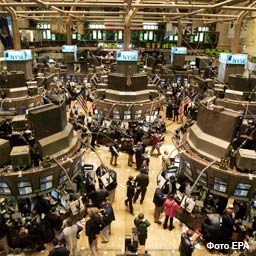 На мировых фондовых рынках господствует паника