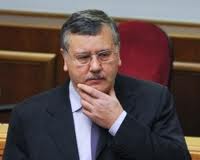 Гриценко предупредил, что Украина готовится к продаже ГТС          
