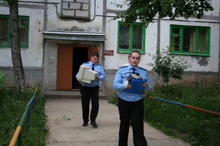 Комунальникам дозволили вибивати двері у помешкання боржників